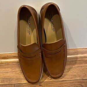 Tommy Hilfiger Ladden Memory Foam Insole Tan Size 11.5 NIB